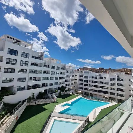 Beautiful New In Apartamento Estepona